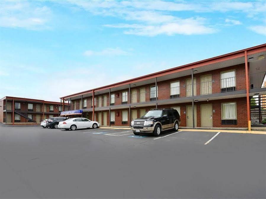 Americas Best Value Inn Near Downtown Nashville Extérieur photo