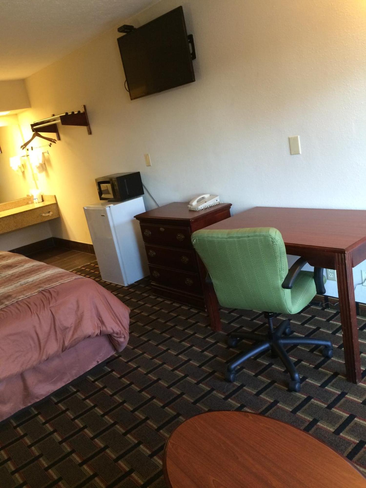 Americas Best Value Inn Near Downtown Nashville Chambre photo