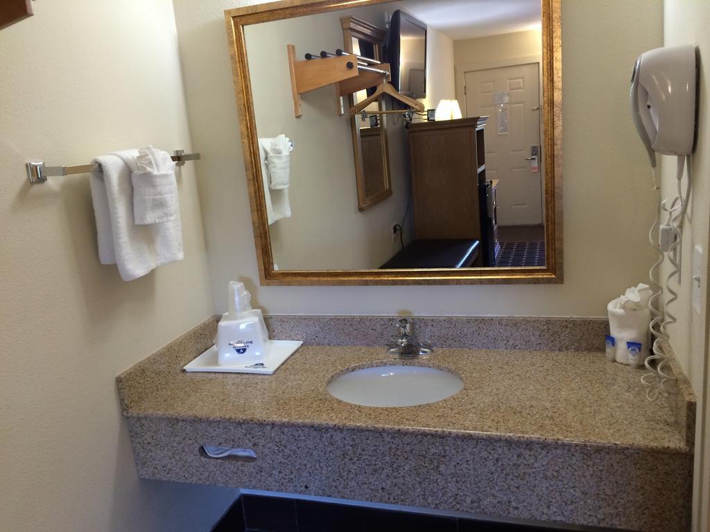 Americas Best Value Inn Near Downtown Nashville Extérieur photo